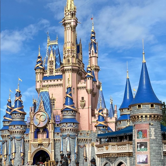 Meet your Posher, Julie - Picture 1 of 1